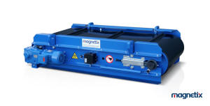 Separatorul magnetic peste centură de tip STM